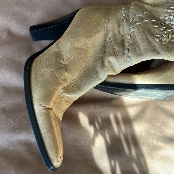 Vivian Lee Metallic Gold Tan Boot w/Embellished Pearl Bronze Lacing.  Sz 37 - Picture 4 of 13